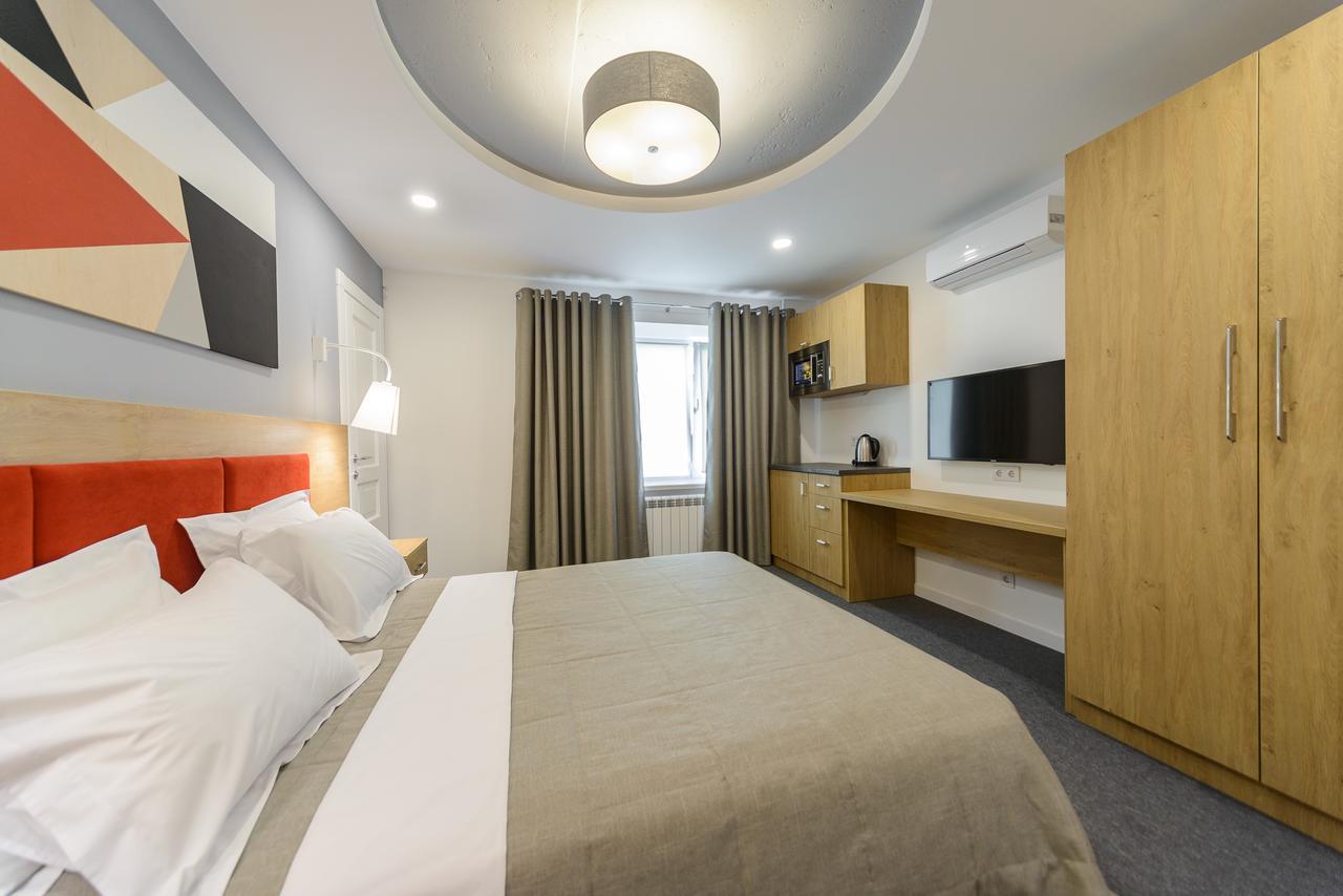Partner Guest House เคียฟ ภายนอก รูปภาพ