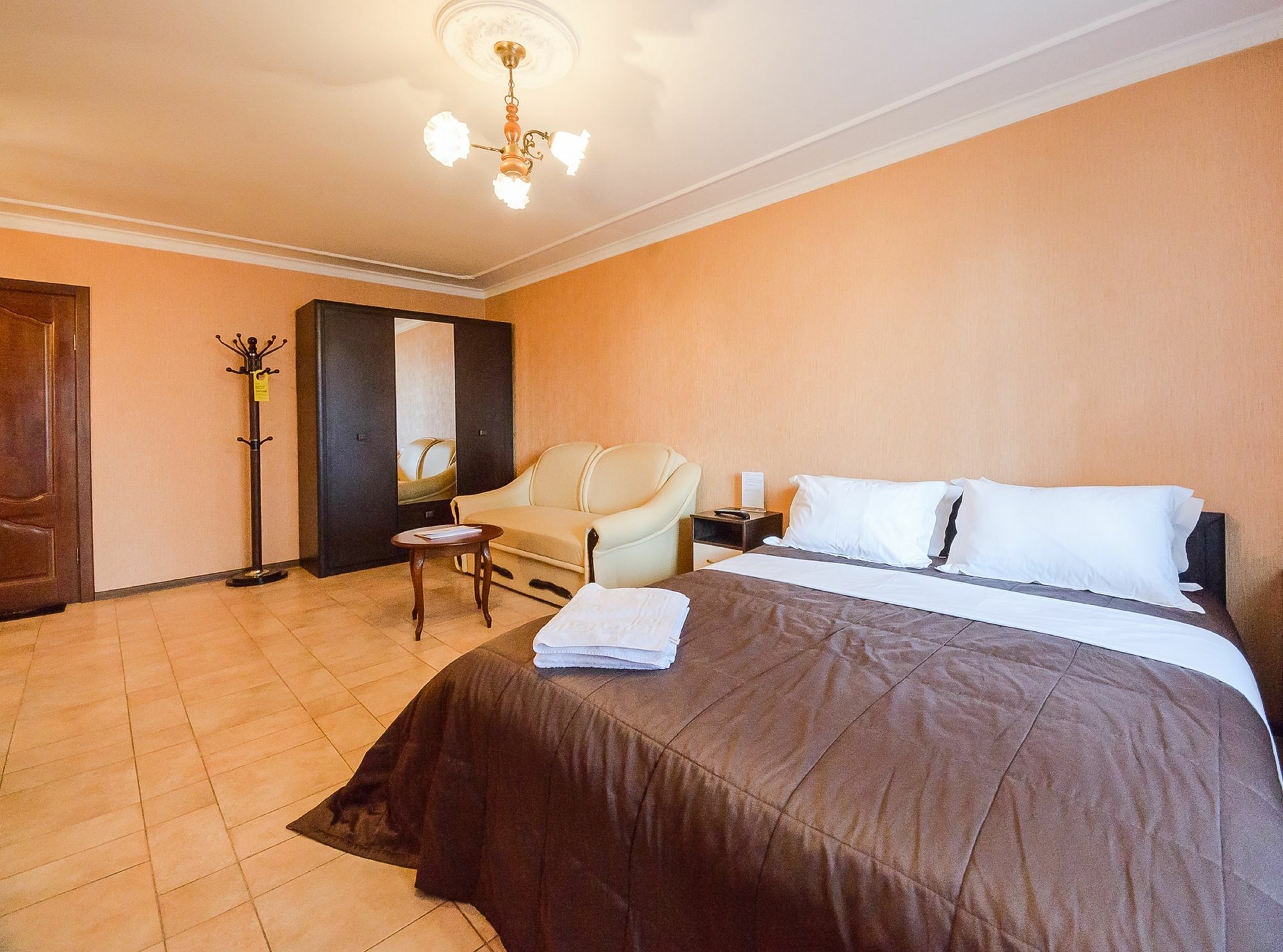 Partner Guest House เคียฟ ภายนอก รูปภาพ